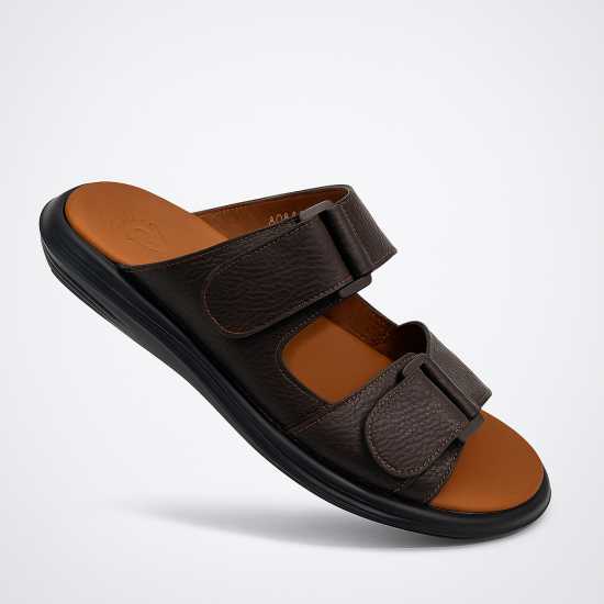 حذاء عملي وفخم لون بني ارتفاع 3سم