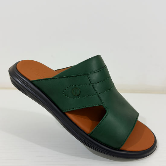 حذاء عملي وفخم لون زيتي ارتفاع 3سم